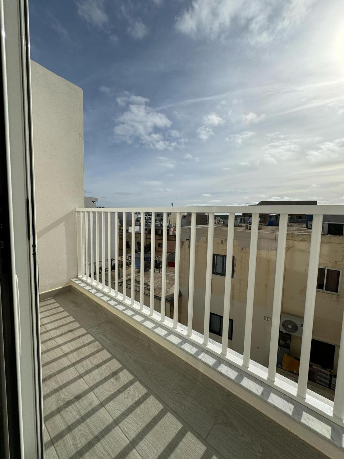 Luxury & Modern Two Bedroom Marsaskala Apartment Екстер'єр фото